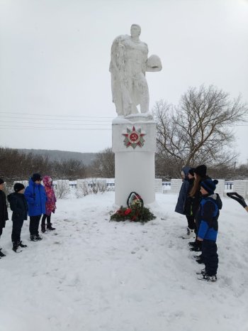 Митинг в честь Дня защитника Отечества.